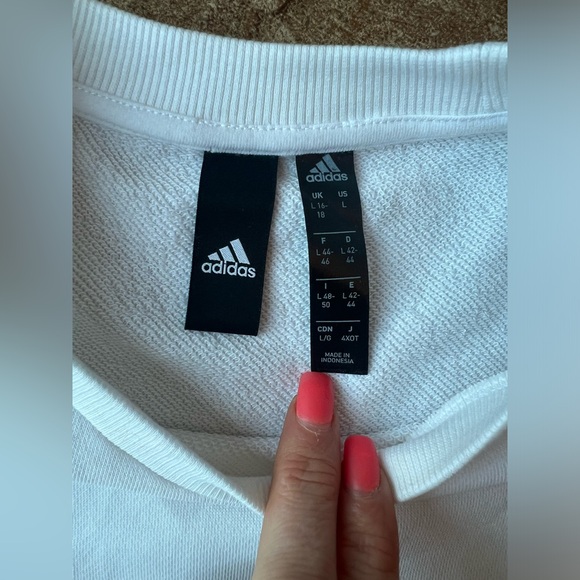 WHITE ADIDAS NIKE SWEATSHIRT WITH DETAILED SIDE SLIT, crew neck - Picture 8 of 11